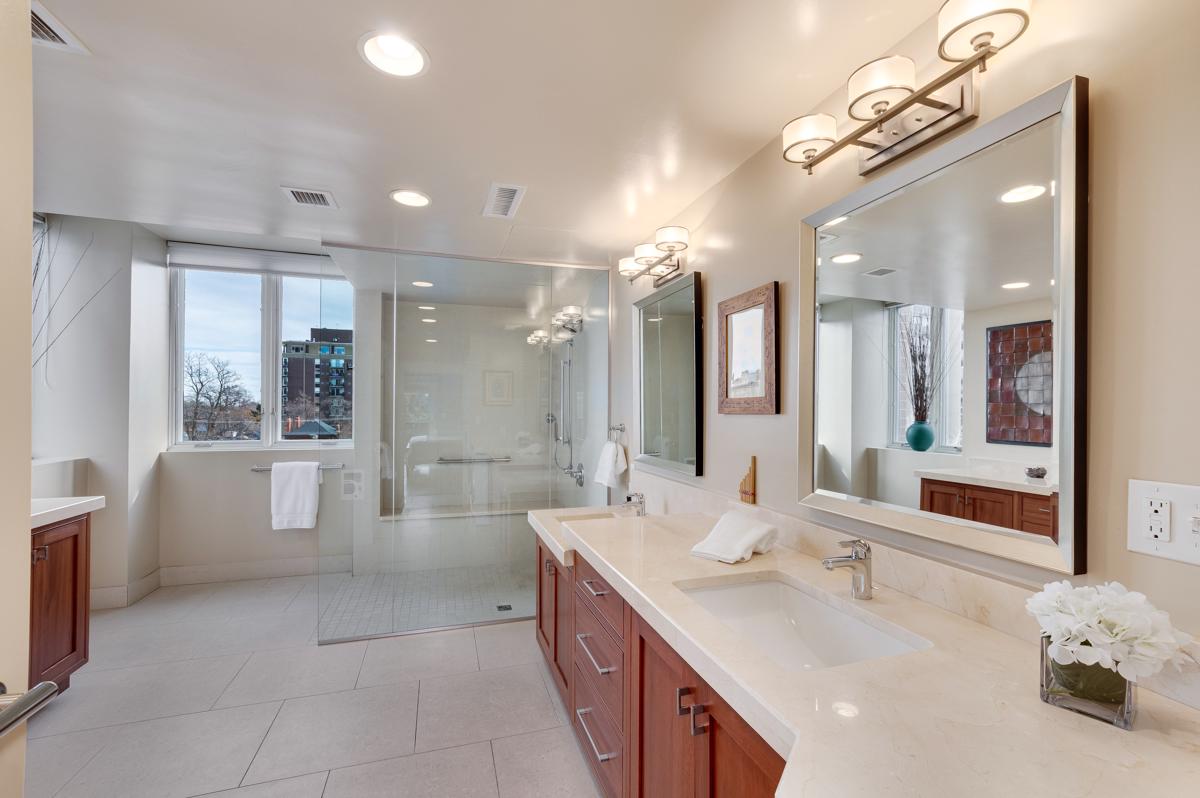 FANTASTIC VIEWS OF CHEESMAN PARK AND MOUNTAINS Colorado Luxury Homes