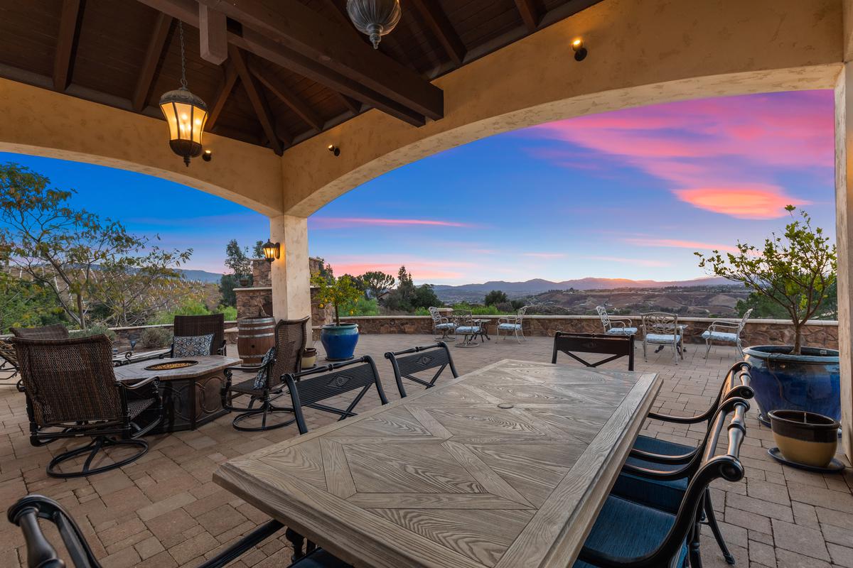 LIVE IN TEMECULA WINE COUNTRY California Luxury Homes Mansions For