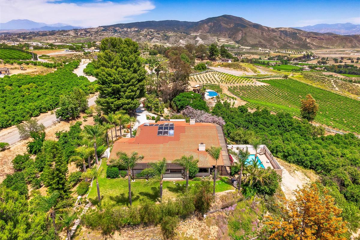 BEAUTIFUL TEMECULA WINE COUNTRY LIVING California Luxury Homes