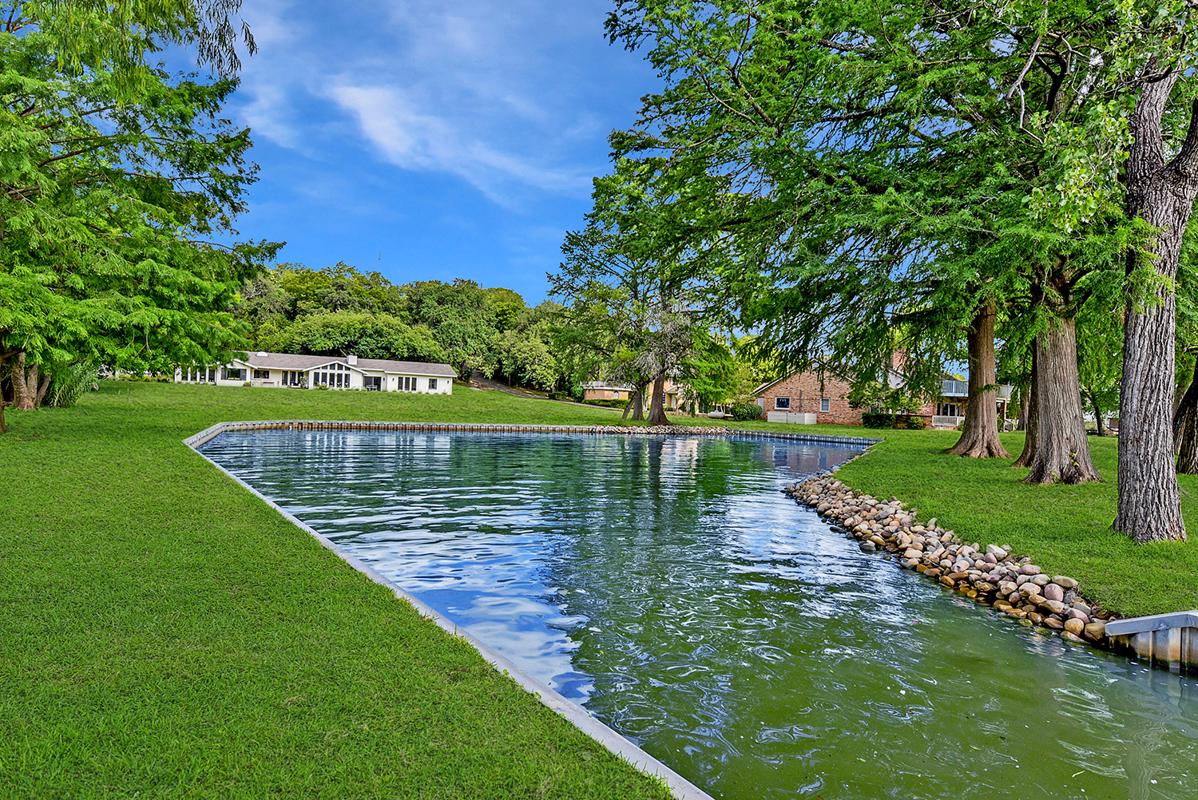 DREAM WATERFRONT ON LAKE AUSTIN Texas Luxury Homes Mansions For