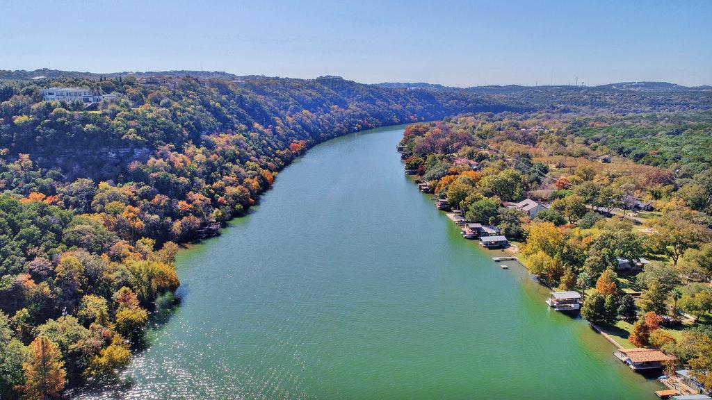 RARE OPPORTUNITY ON LAKE AUSTIN Texas Luxury Homes Mansions For