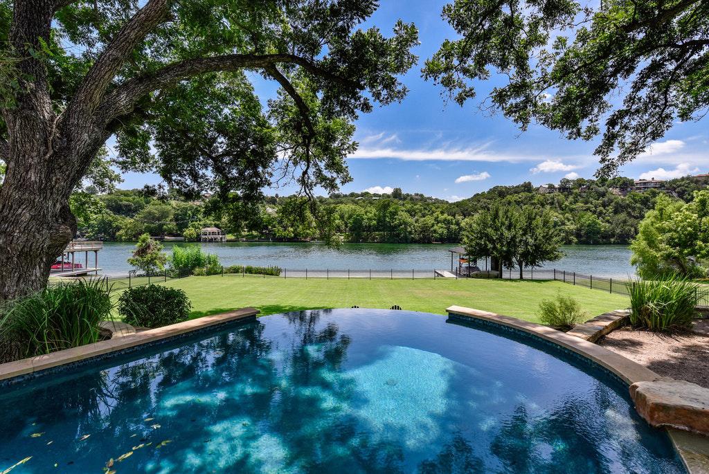 LAKE AUSTIN WATERFRONT SANTA BARBARA ESTATE Texas Luxury Homes