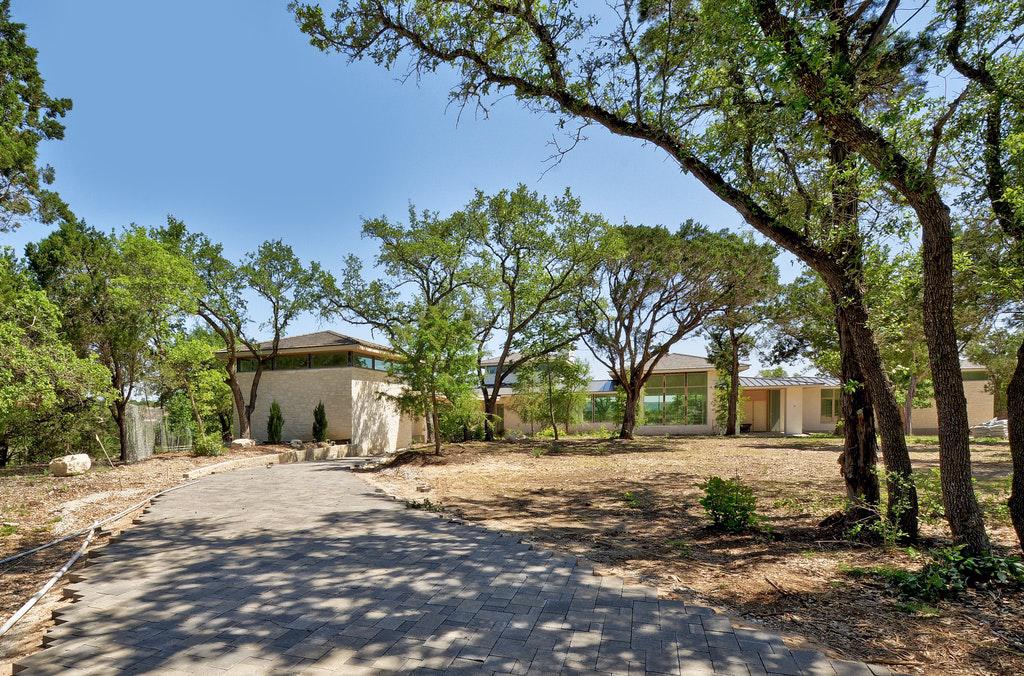 NEW CONSTRUCTION PRIVATELY GATED CUSTOM HOME Texas Luxury Homes