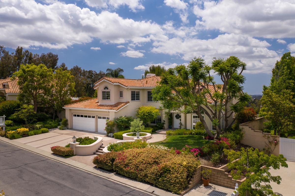 Anaheim Hills Luxury Homes and Anaheim Hills Luxury Real Estate Property Search Results