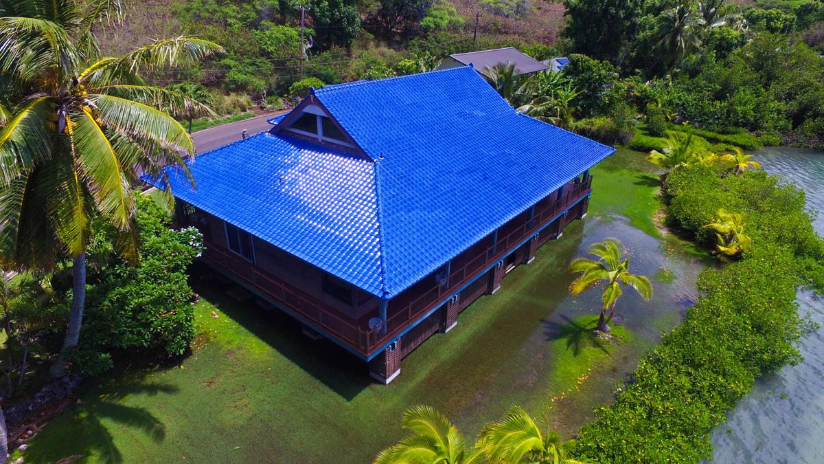 PANORAMIC VIEWS FROM MOLOKAI'S SEA SHORE Hawaii Luxury Homes Mansions For Sale Luxury
