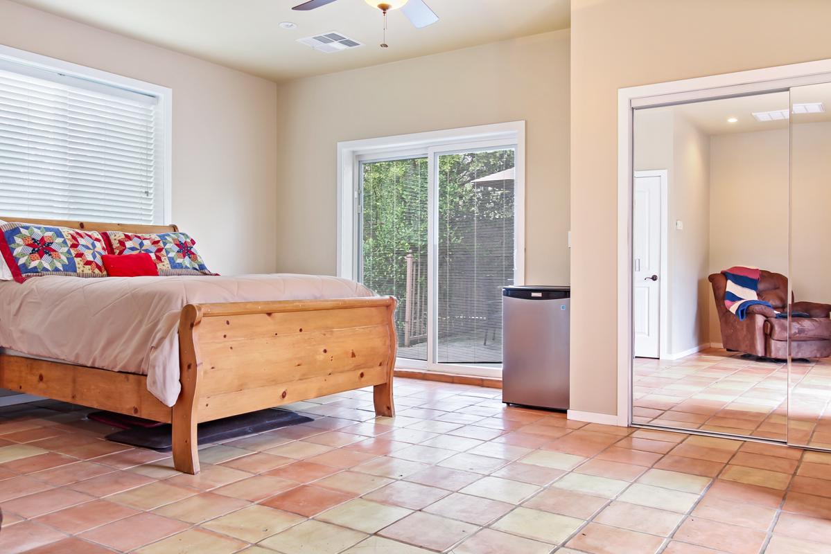 Luxury homes 著名贝尔库尔门禁社区宏伟住宅