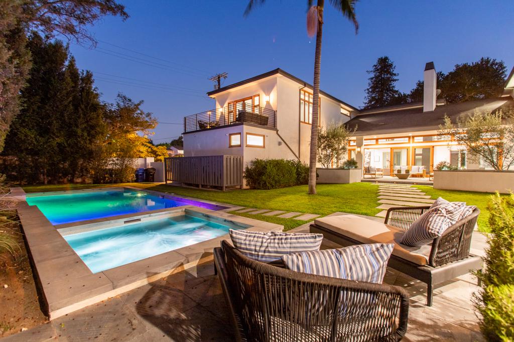 TOLUCA LAKE TWOSTORY California Luxury Homes Mansions For