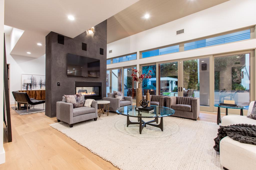 TOLUCA LAKE TWOSTORY California Luxury Homes Mansions For