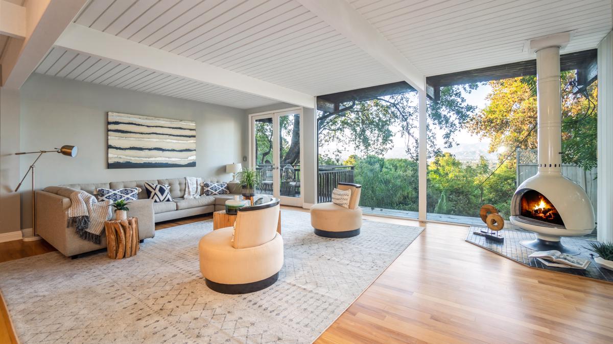 MID CENTURY STUDIO CITY HILLS DREAM HOME