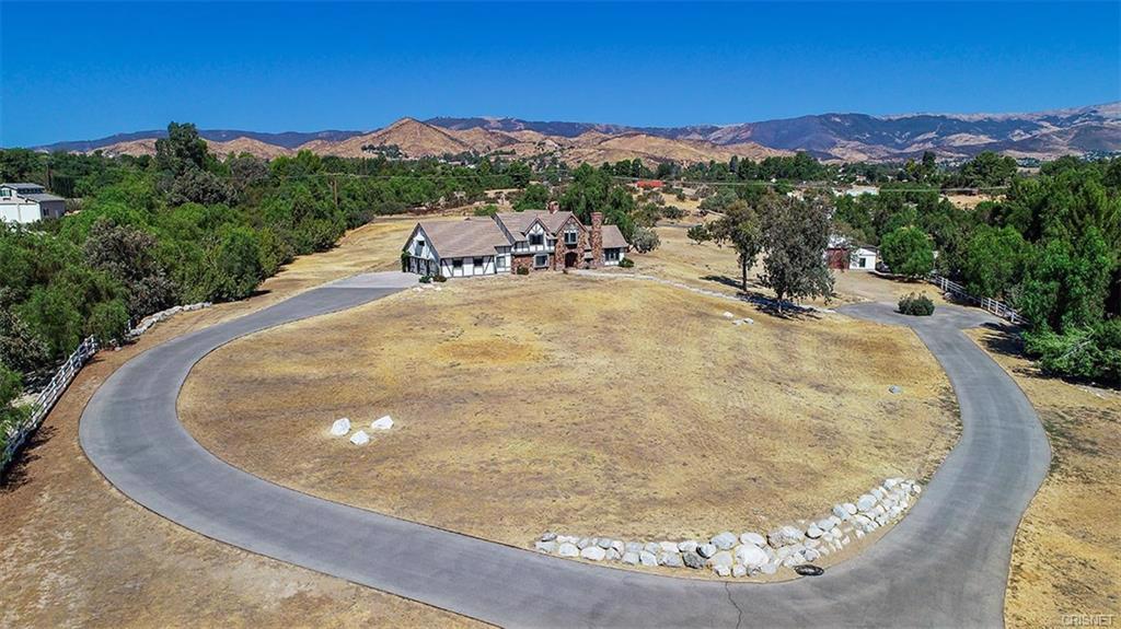 AGUA DULCE CANYON RD. California Luxury Homes Mansions For Sale