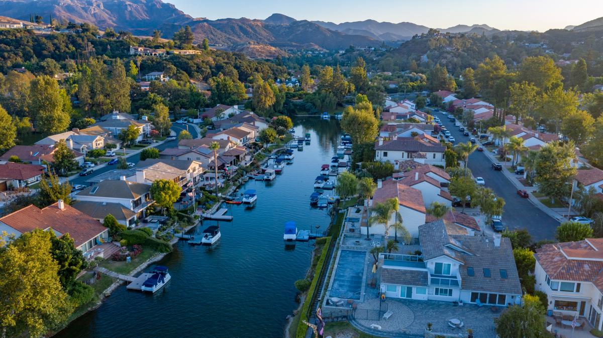 LAKEFRONT ESTATE California Luxury Homes Mansions For Sale Luxury
