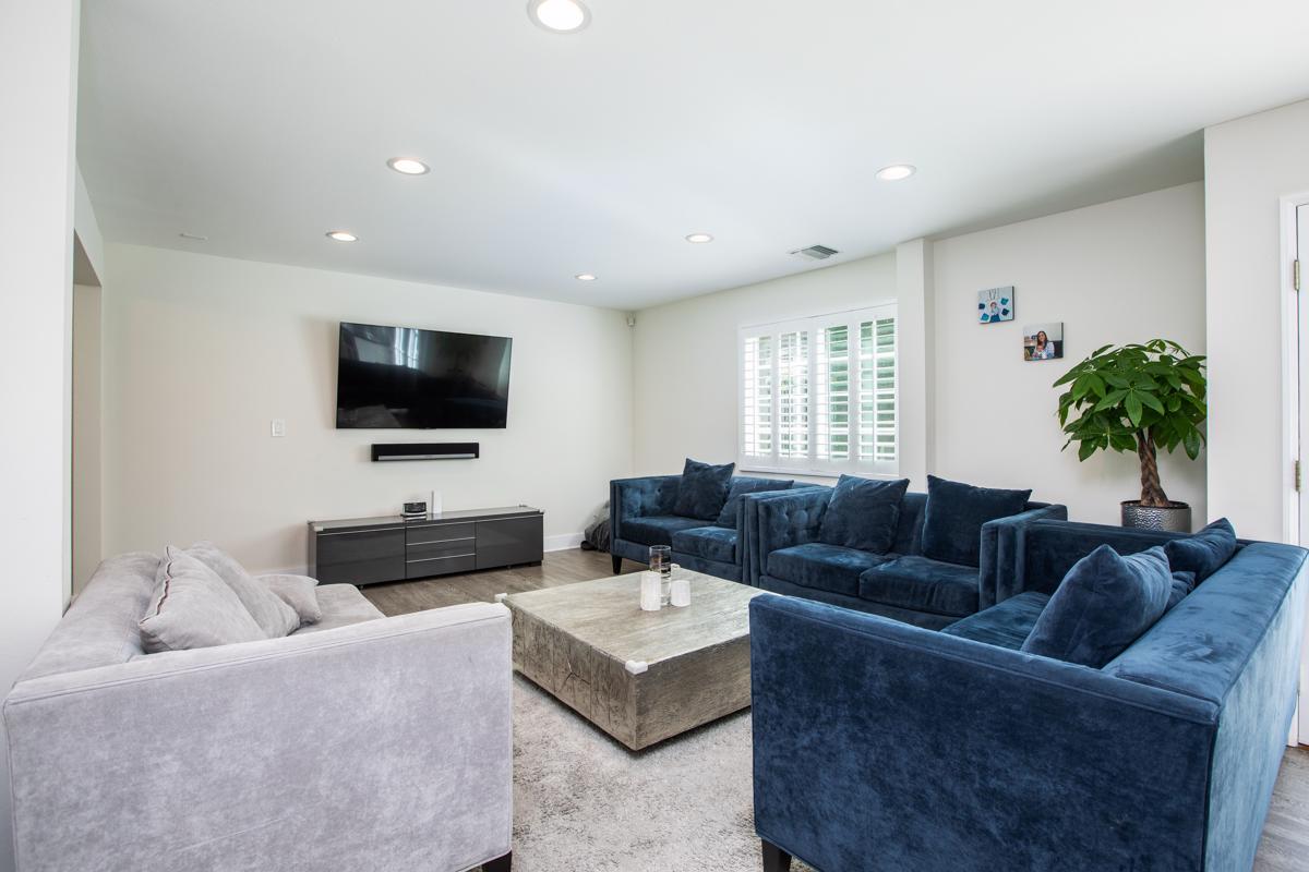 Sherman Oaks Luxury Homes For Sale IQS Executive