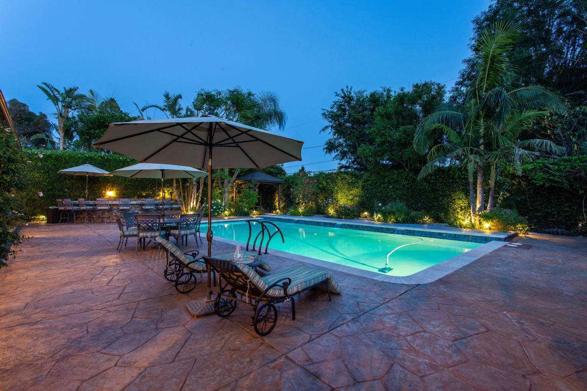 EXQUISITE HOME WITH GUEST HOUSE California Luxury Homes Mansions