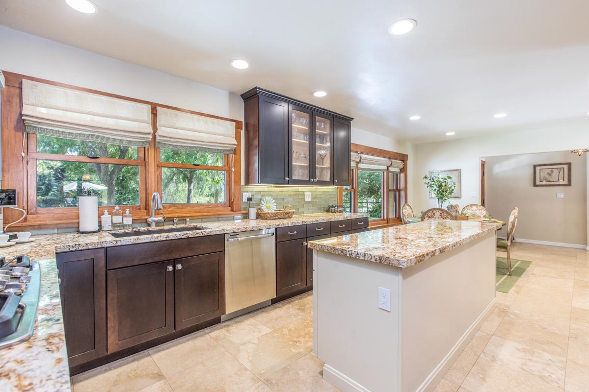 IN THE HEART OF CONEJO OAKS