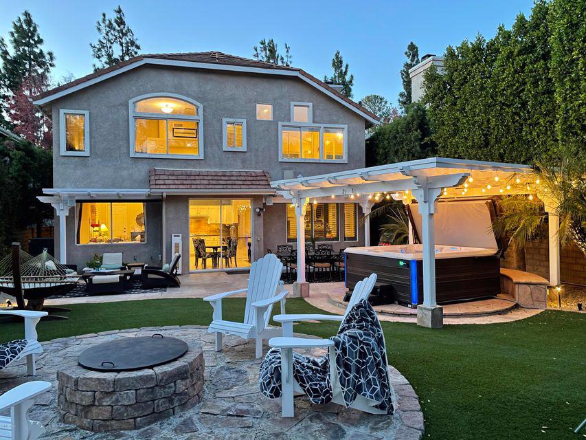 HIGHLY UPGRADED - HUGE YARD & VIEWS!