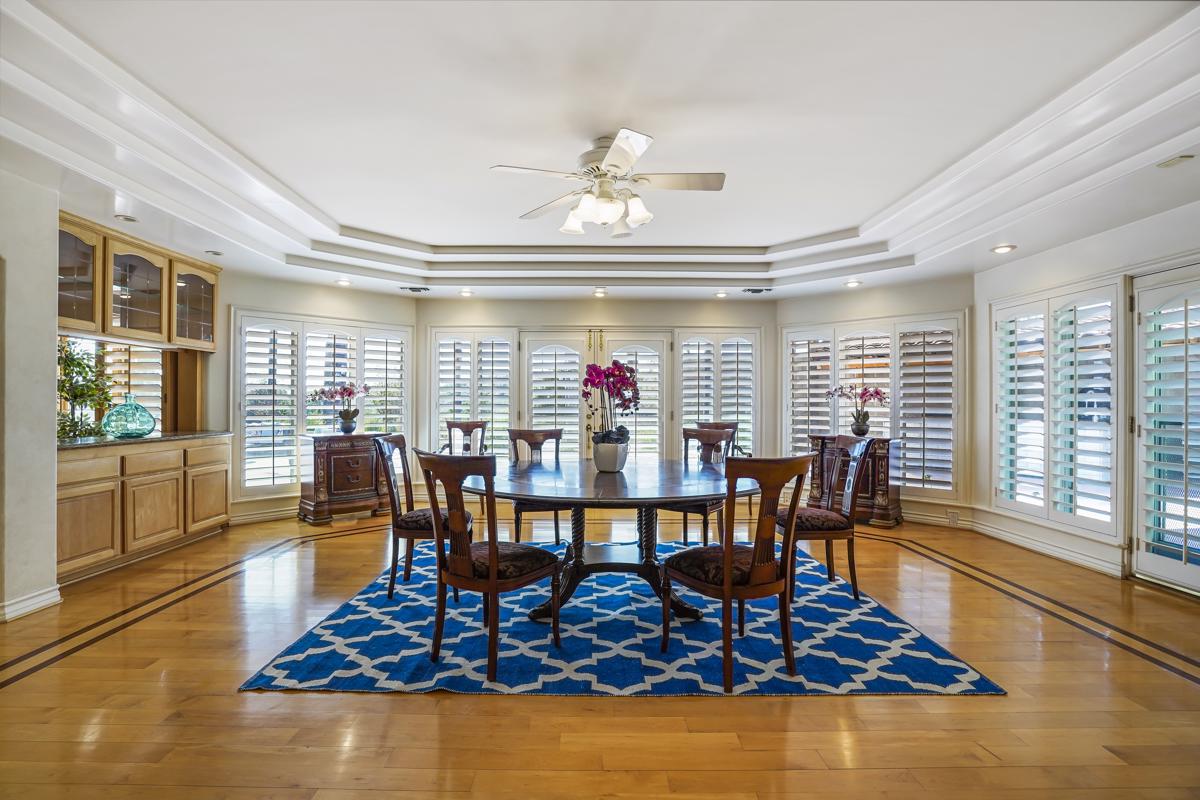 EXQUISITE GATED CHATSWORTH ESTATE California Luxury Homes Mansions