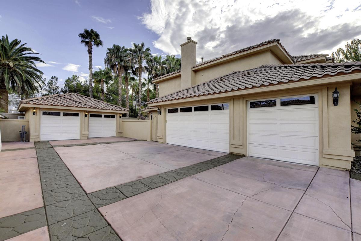 GATED LAS VEGAS ESTATE Nevada Luxury Homes Mansions For