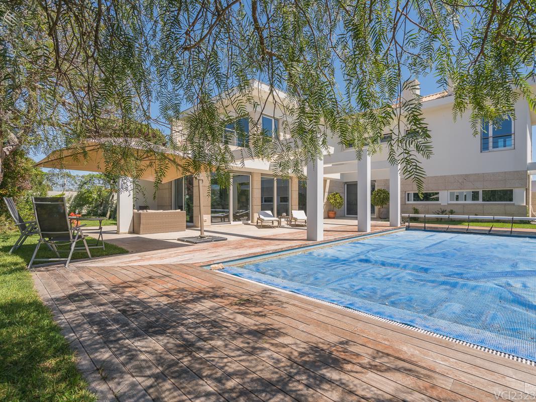 MODERN FINE VILLA IN CASCAIS Portugal Luxury Homes Mansions For Sale Luxury Portfolio