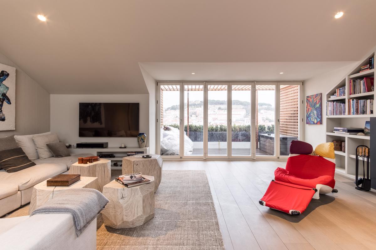 SOPHISTICATED URBAN PENTHOUSE DUPLEX
