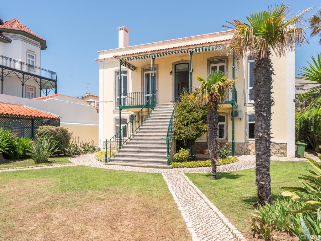 CHALET RECIFE UNIQUE LOCATION AND STUNNING SEA VIEW IN ESTORIL COAST