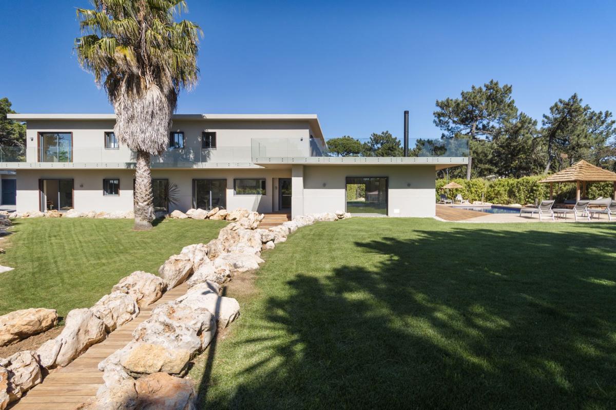CONTEMPORARY VILLA IN QUINTA DA MARINHA Portugal Luxury Homes Mansions For Sale Luxury