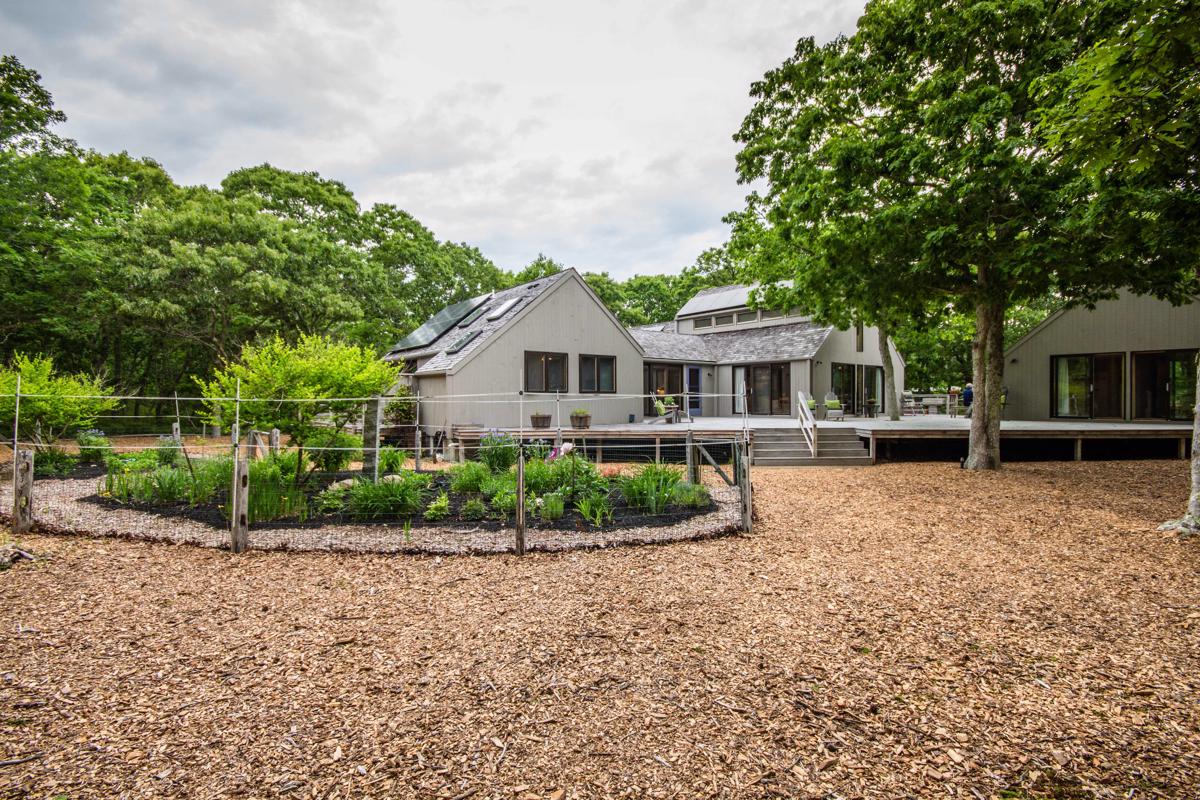 A CUSTOM FOUR BEDROOM CHAPPAQUIDDICK HOME Massachusetts Luxury Homes
