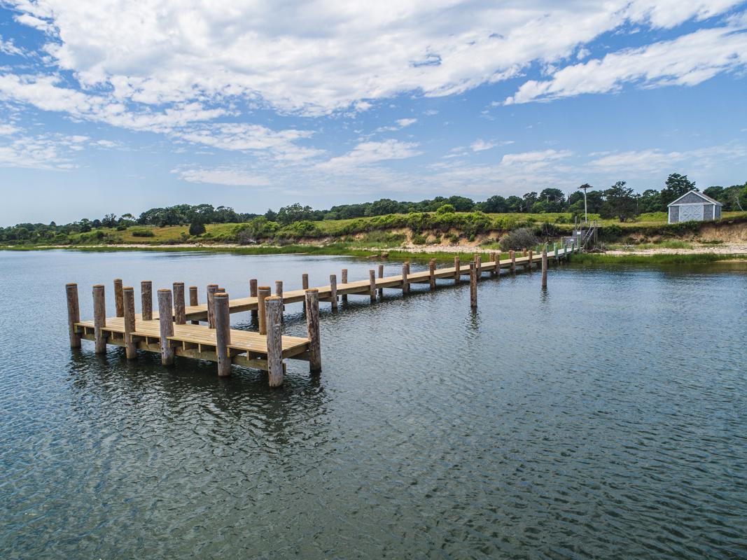 COVE MEADOW NEARLY 7 ACRES CHAPPAQUIDDICK Massachusetts Luxury