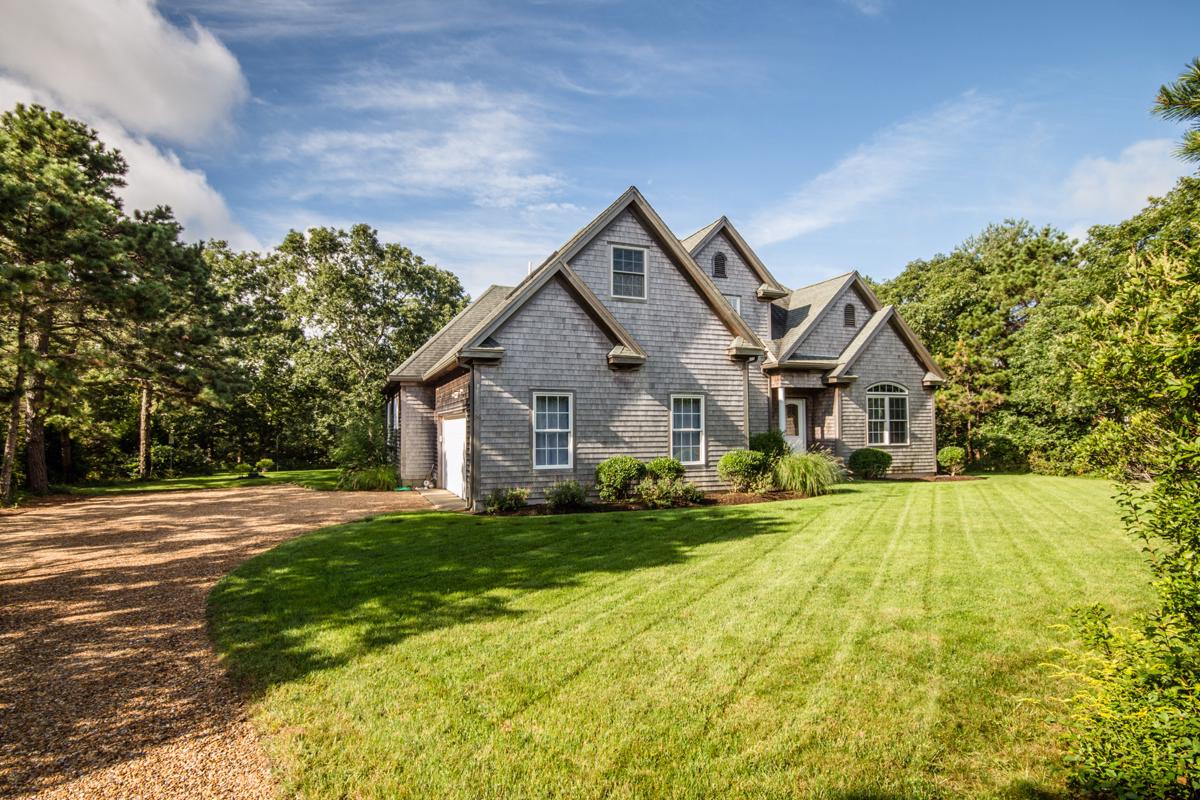 SPACIOUS, CUSTOM BUILT HOME