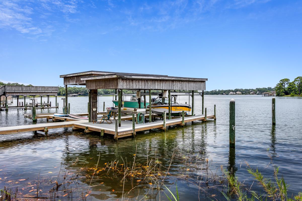 150 FEET ON BAYOU TEXAR WITH GULF OF MEXICO ACCESS Florida Luxury Homes Mansions For Sale