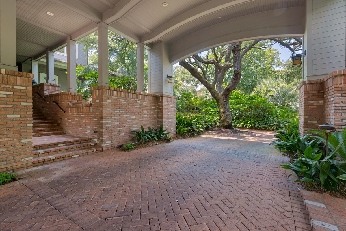 THE HIDDEN GEM OF THE EMERALD COAST Florida Luxury Homes Mansions