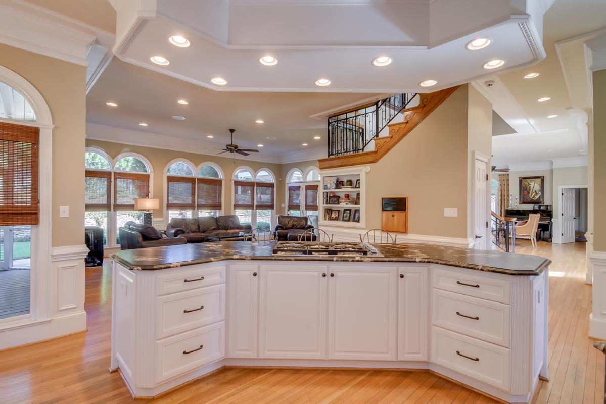 ESTATE SECTION IN WEST LAKE Luxury Homes Mansions For Sale