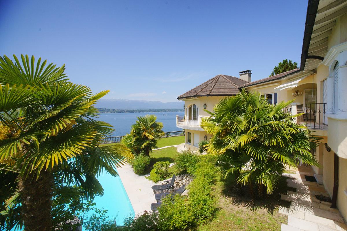 IMPRESSIVE VIEW OF GENEVA FROM COLOGNY Switzerland Luxury Homes